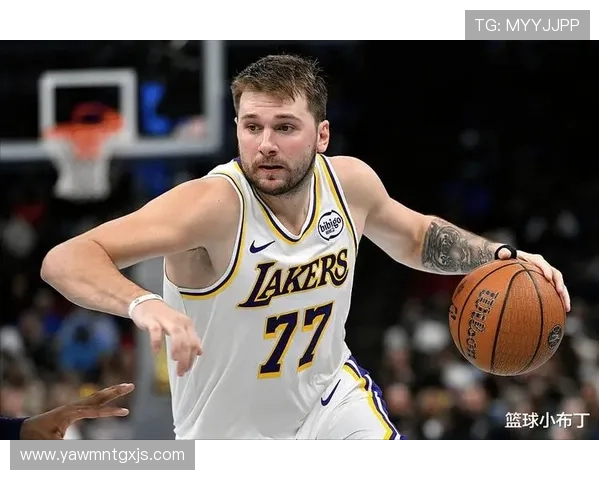 东契奇无球效率提升，拉开空间改变对手防守策略